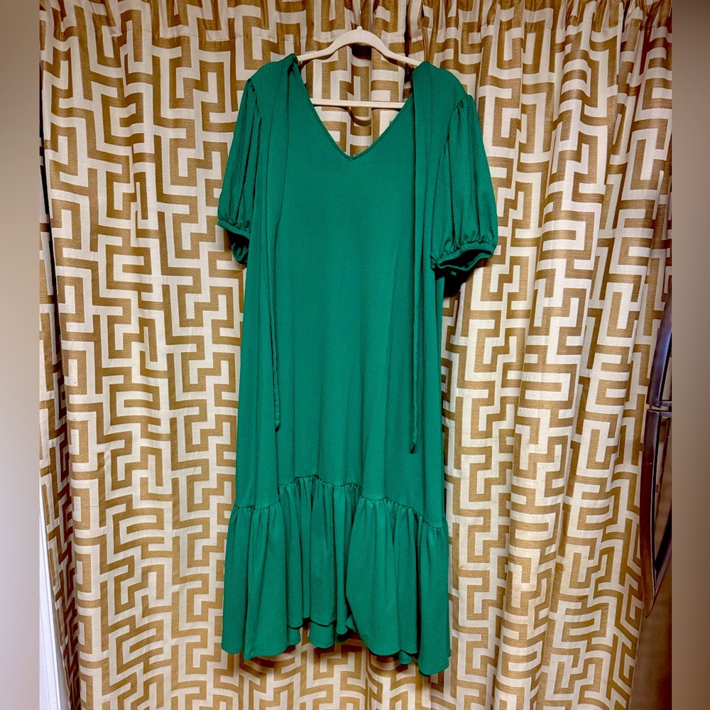 Gibson Latimer Emerald Green Midi Dress